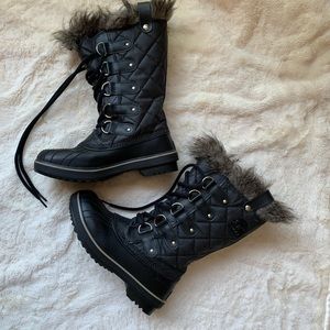 Sorel Women's Winter Boots Waterproof  Faux Sz 6